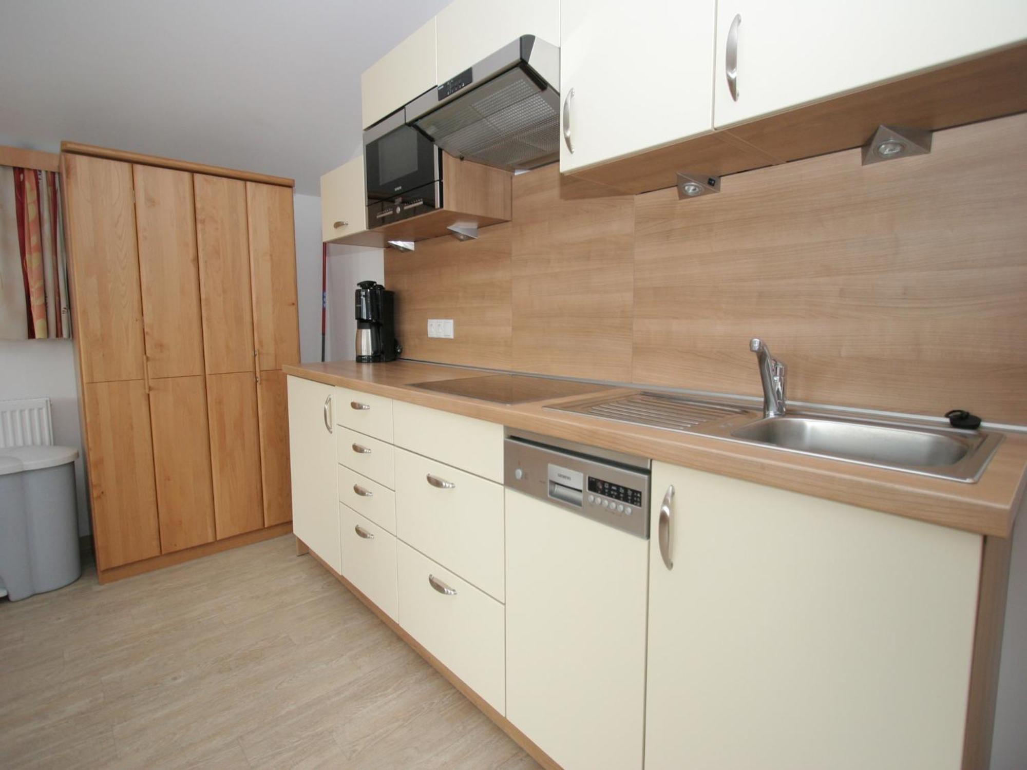 Spacious Apartment In Uderns Near Ski Area Zewnętrze zdjęcie