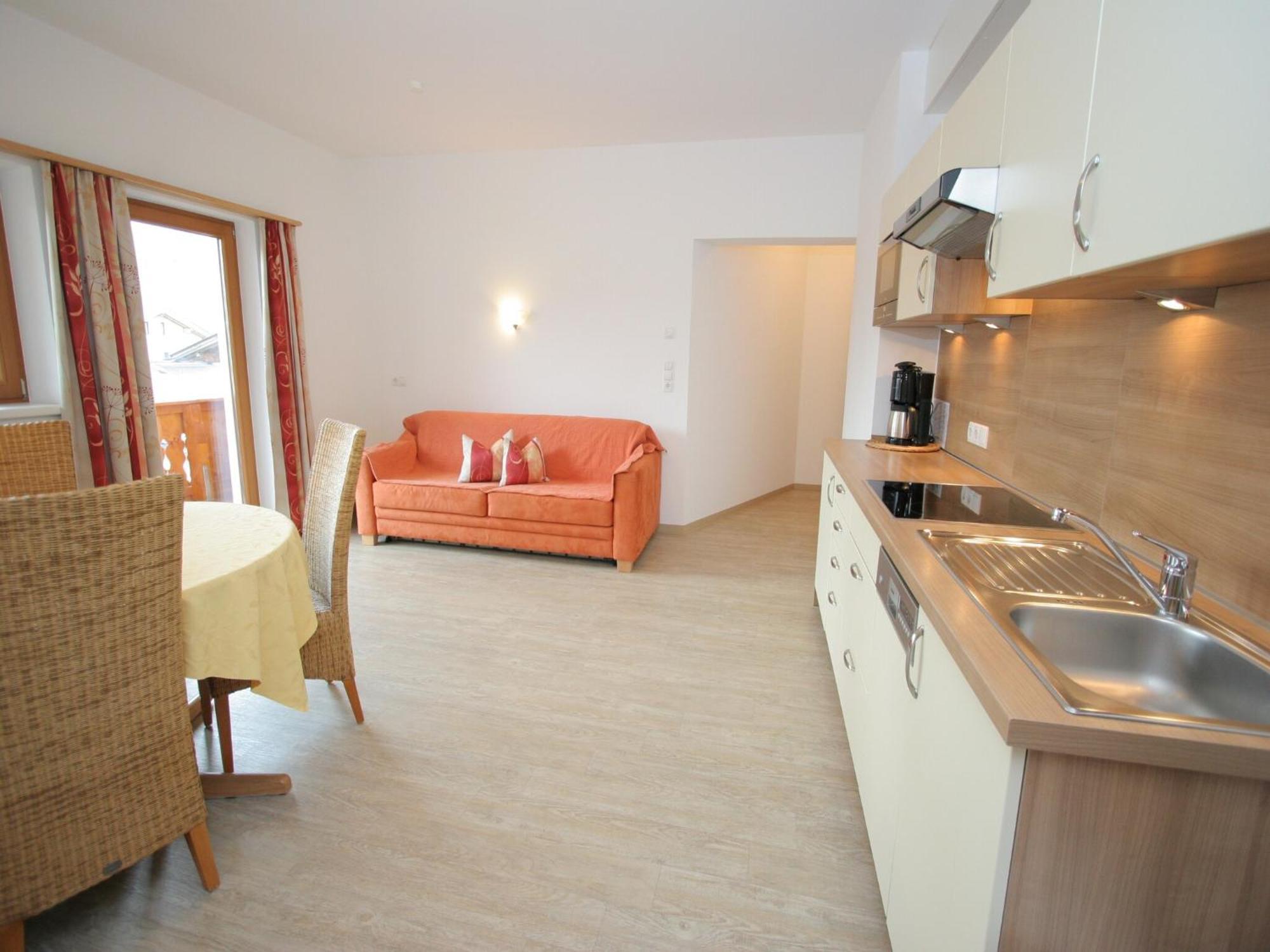 Spacious Apartment In Uderns Near Ski Area Zewnętrze zdjęcie