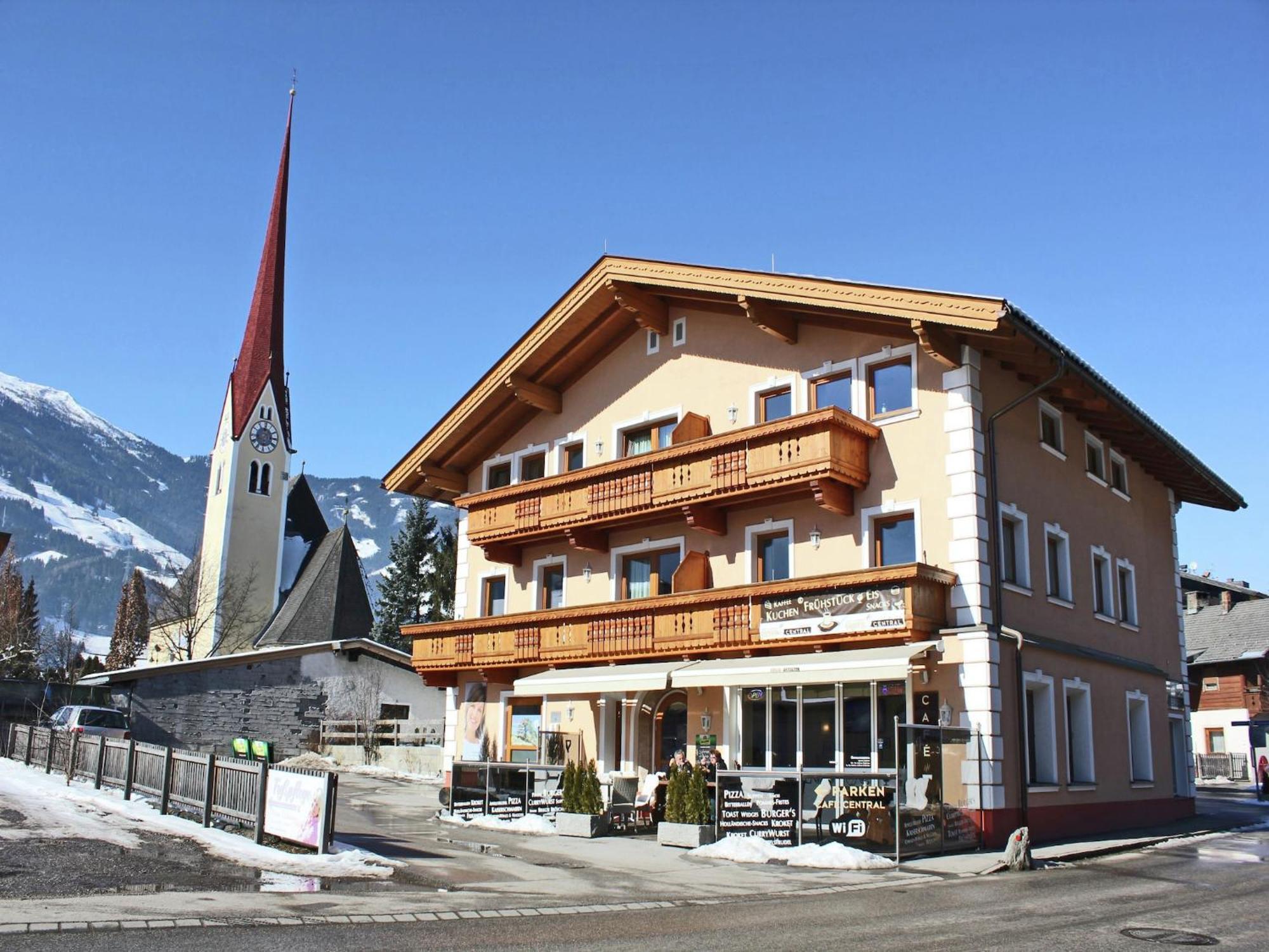 Spacious Apartment In Uderns Near Ski Area Zewnętrze zdjęcie